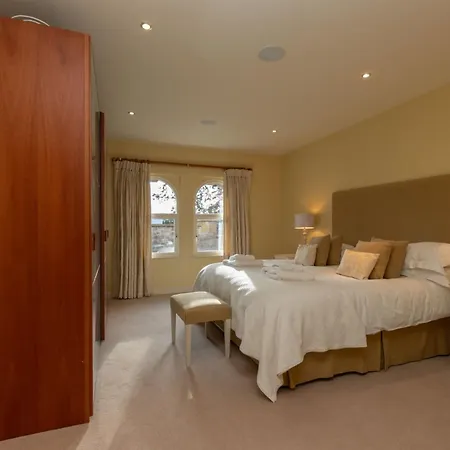 Underscar - Luxury 1 Bed 펜션